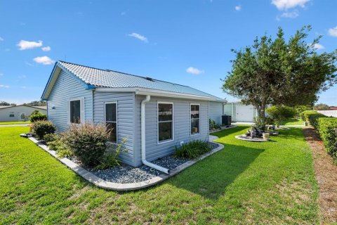 House in The Villages, Florida 2 bedrooms, 118.82 sq.m. № 1785079 - photo 27
