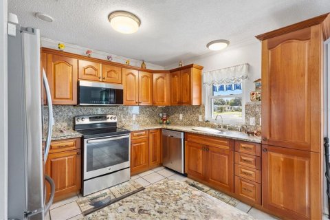 Casa en venta en The Villages, Florida, 2 dormitorios, 118.82 m2 № 1785079 - foto 7