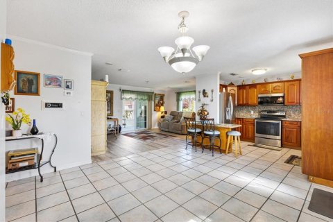 Casa en venta en The Villages, Florida, 2 dormitorios, 118.82 m2 № 1785079 - foto 10