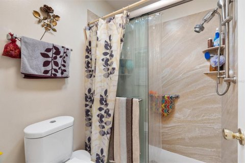 Casa en venta en The Villages, Florida, 2 dormitorios, 118.82 m2 № 1785079 - foto 16