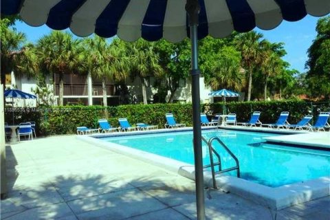 Copropriété à vendre à Weston, Floride: 2 chambres, 114.73 m2 № 1952444 - photo 14