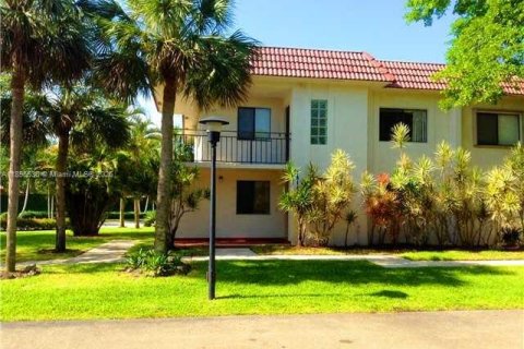 Condo à Weston, Floride, 2 chambres  № 1952444