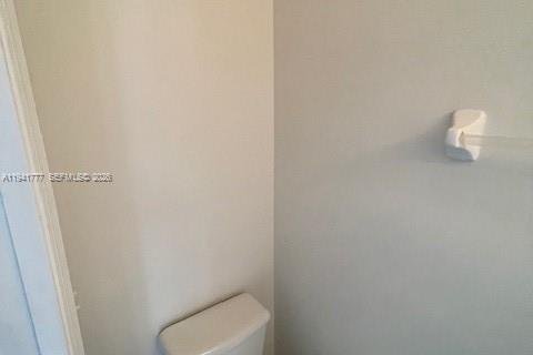 Снять в аренду таунхаус в Уэст-Палм-Бич, Флорида 2 спальни, 93.65м2, № 1998959 - фото 9