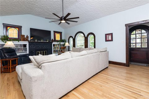 Villa ou maison à vendre à Tampa, Floride: 3 chambres, 212.84 m2 № 1885729 - photo 8