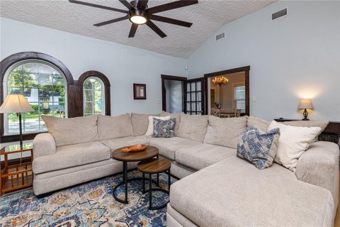 Villa ou maison à vendre à Tampa, Floride: 3 chambres, 212.84 m2 № 1885729 - photo 10