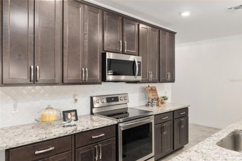 Casa en venta en Alachua, Florida, 3 dormitorios, 170.75 m2 № 2226658 - foto 11