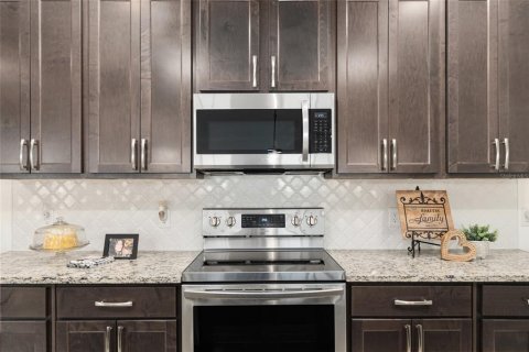 Casa en venta en Alachua, Florida, 3 dormitorios, 170.75 m2 № 2226658 - foto 10