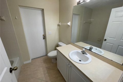 Villa ou maison à louer à North Port, Floride: 3 chambres, 145.11 m2 № 2099706 - photo 6