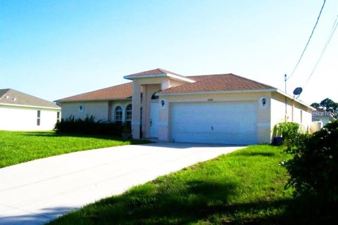 Villa ou maison à North Port, Floride 3 chambres, 145.11 m2 № 2099706