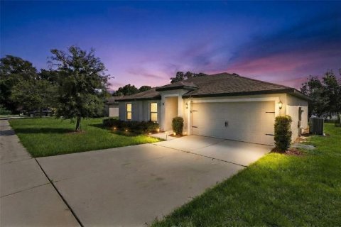 Casa en Mascotte, Florida 3 dormitorios, 115.57 m2 № 2379570