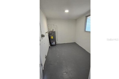 Villa ou maison à louer à Venice, Floride: 2 chambres, 86.96 m2 № 2143442 - photo 12