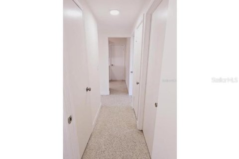 Villa ou maison à louer à Venice, Floride: 2 chambres, 86.96 m2 № 2143442 - photo 8