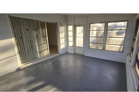 Villa ou maison à louer à Venice, Floride: 2 chambres, 86.96 m2 № 2143442 - photo 11