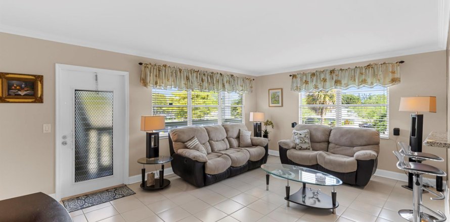Condo in Deerfield Beach, Florida, 1 bedroom № 2181289