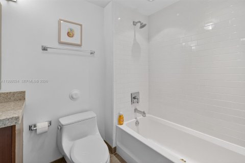 Купить кондоминиум в Майами, Флорида 2 спальни, 108.88м2, № 2064181 - фото 28
