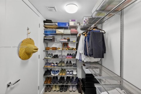 Купить кондоминиум в Майами, Флорида 2 спальни, 108.88м2, № 2064181 - фото 21