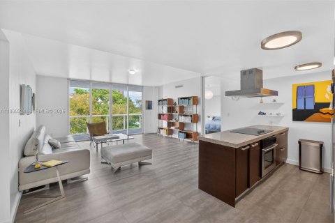 Купить кондоминиум в Майами, Флорида 2 спальни, 108.88м2, № 2064181 - фото 3