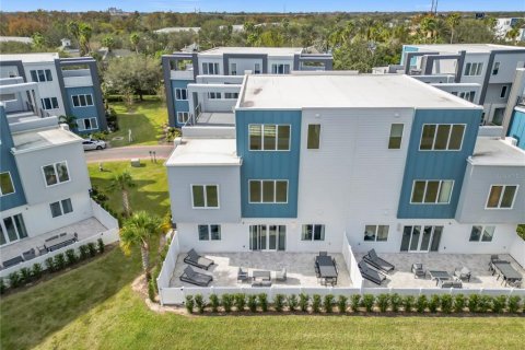 Condominio en alquiler en Four Corners, Florida, 3 dormitorios, 139.35 m2 № 1628443 - foto 21
