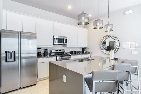 Condominio en alquiler en Four Corners, Florida, 3 dormitorios, 139.35 m2 № 1628443 - foto 7