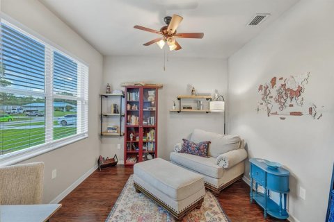 House in Lehigh Acres, Florida 3 bedrooms, 153.29 sq.m. № 2221269 - photo 8
