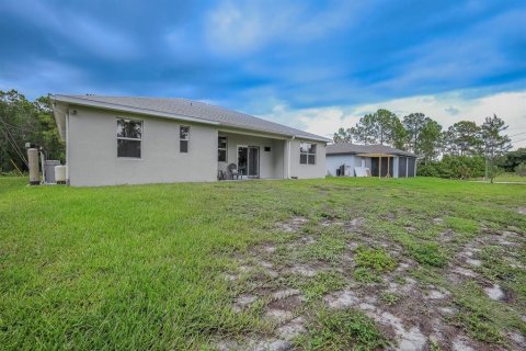 House in Lehigh Acres, Florida 3 bedrooms, 153.29 sq.m. № 2221269 - photo 28
