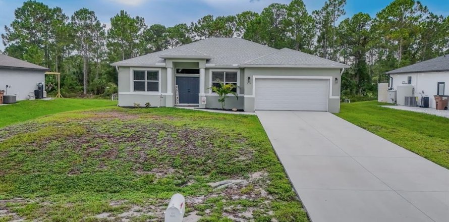 House in Lehigh Acres, Florida 3 bedrooms, 153.29 sq.m. № 2221269
