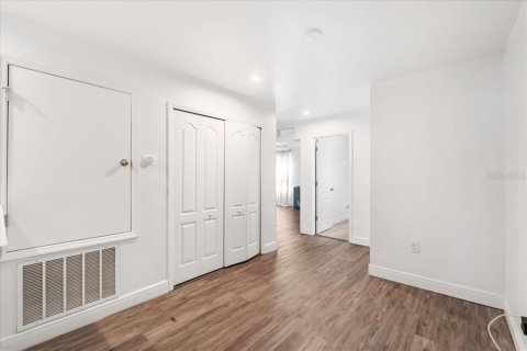 Adosado en venta en Kissimmee, Florida, 3 dormitorios, 164.53 m2 № 2150695 - foto 10