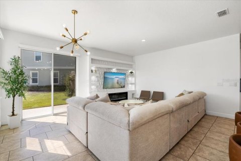 Adosado en venta en Kissimmee, Florida, 3 dormitorios, 164.53 m2 № 2150695 - foto 7