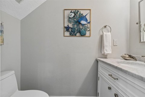 Townhouse in Saint Petersburg, Florida 3 bedrooms, 180.23 sq.m. № 2149383 - photo 4