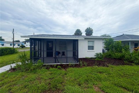 Casa en Tampa, Florida 3 dormitorios, 93.65 m2 № 2277068