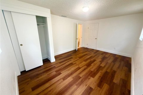Casa en alquiler en Tampa, Florida, 3 dormitorios, 93.65 m2 № 2277068 - foto 14