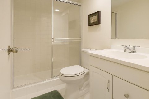 Condo in Coral Springs, Florida, 2 bedrooms  № 1933933 - photo 5