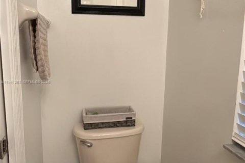 Touwnhouse à louer à Hialeah, Floride: 3 chambres, 128.76 m2 № 1998396 - photo 6