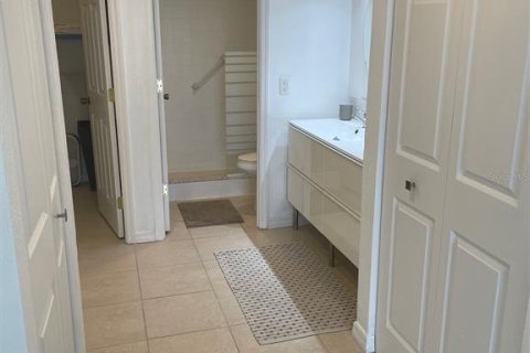 Condominio en alquiler en Treasure Island, Florida, 2 dormitorios, 109.16 m2 № 1840637 - foto 20