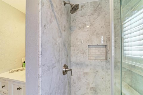 Condo in Bradenton, Florida, 1 bedroom № 2214397 - photo 29