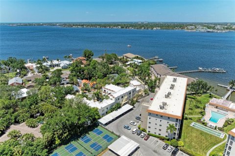 Condo in Bradenton, Florida, 1 bedroom № 2214397 - photo 6