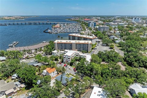 Condo in Bradenton, Florida, 1 bedroom № 2214397 - photo 3