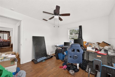 Commercial property in Tampa, Florida 4 bedrooms, 185.8 sq.m. № 2279719 - photo 28