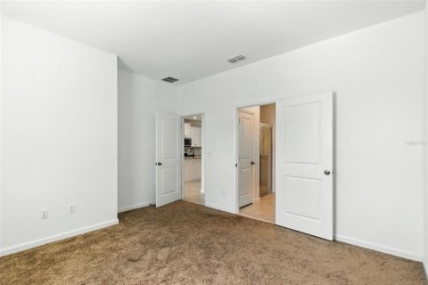 Villa ou maison à louer à Orlando, Floride: 3 chambres, 149.67 m2 № 2401100 - photo 18