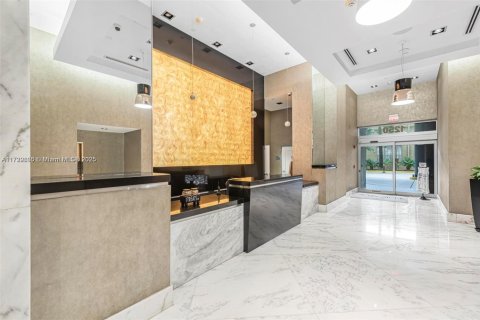 Condo in Miami, Florida, 2 bedrooms  № 1497122 - photo 16
