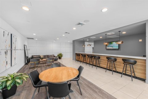 Condo in Miami, Florida, 2 bedrooms  № 1497122 - photo 18