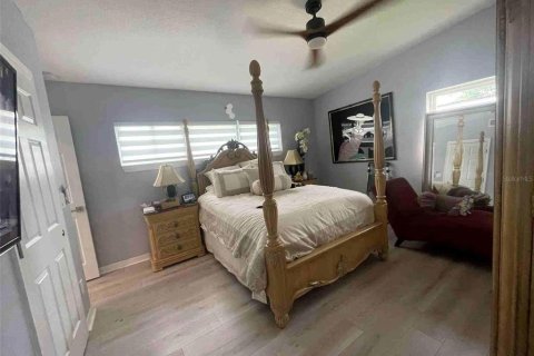 House in Orlando, Florida 3 bedrooms, 112.23 sq.m. № 1798477 - photo 9