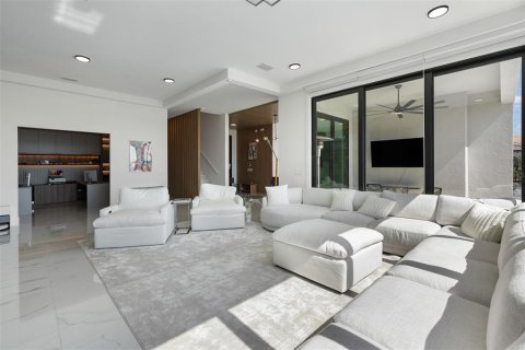 Casa en venta en Winter Garden, Florida, 5 dormitorios, 475.29 m2 № 1872894 - foto 28