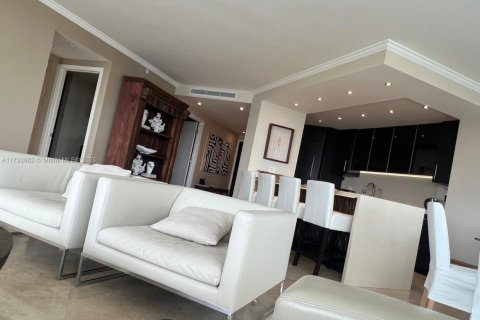 Купить кондоминиум в Санни-Айлс-Бич, Флорида 3 спальни, 163.51м2, № 1703483 - фото 11