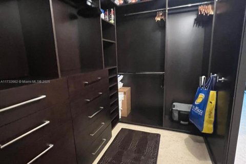 Купить кондоминиум в Санни-Айлс-Бич, Флорида 3 спальни, 163.51м2, № 1703483 - фото 28