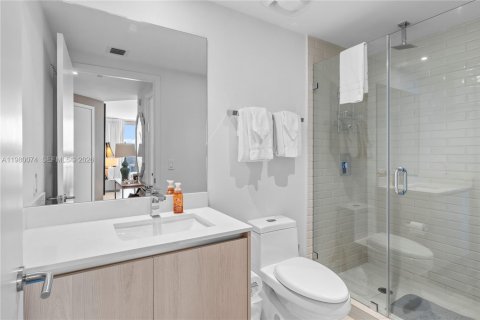 Condo in Hollywood, Florida, 2 bedrooms  № 2043261 - photo 16