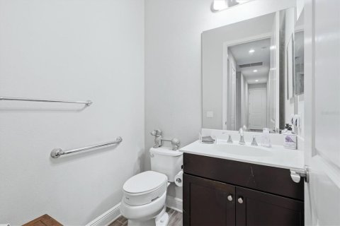 House in Parrish, Florida 4 bedrooms, 266.07 sq.m. № 2205449 - photo 30