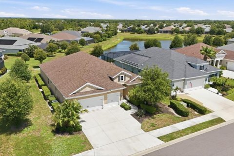 House in Parrish, Florida 4 bedrooms, 266.07 sq.m. № 2205449 - photo 2