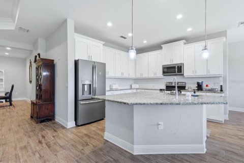 House in Parrish, Florida 4 bedrooms, 266.07 sq.m. № 2205449 - photo 23