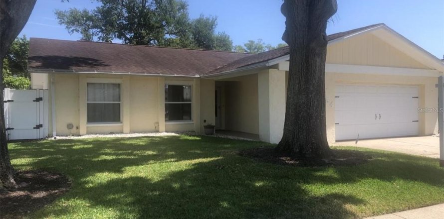 Villa ou maison à Pinellas Park, Floride 4 chambres, 145.76 m2 № 1905903